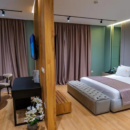 Lord Hotel