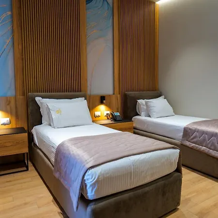 Lord 4* Tirana