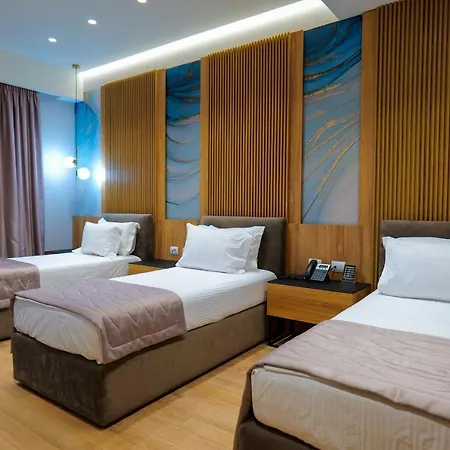 Lord 4* Tirana