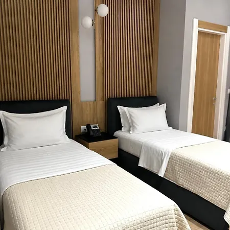 Lord Hotel