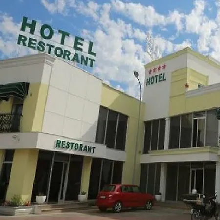 Lord Tirana 4*
